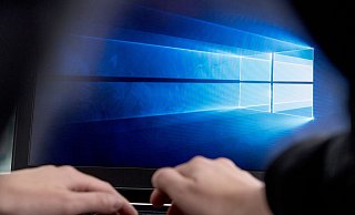 Offizielles Ende des Windows 10-Supports: Ab Oktober gibt es nur noch wichtige Sicherheitsupdates - wenn man sich registriert. - Robert Günther/dpa-tmn