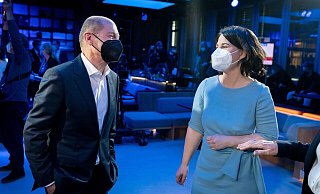 Olaf Scholz und Annalena Baerbock haben sich gemeinsam mit Armin Laschet einen Wettkampf im TV geliefert. - dpa