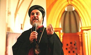 Erzbischof Philoxenus Mattias Nayis, Oberhaupt der syrisch-orthodoxen Diözese in Deutschland, ist bestürzt über den Anschlag von Magdeburg. - burkhard battran