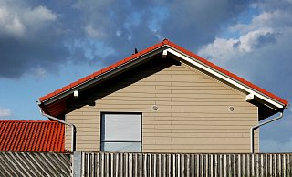 Die eigenen vier Wände: Viele Menschen träumen davon, bei einigen klappt es auch mit der Umsetzung. - Karl-Josef Hildenbrand/dpa-tmn