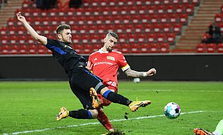 SCP-Stürmer Dennis Srbeny trifft zum zwischenzeitlichen 2:1 gegen Union Berlin. - REUTERS