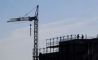 Eine Baustelle in Hannover. Auch abseits von München oder Frankfurt hat die Rentabilitätsschwelle eine vor wenigen Jahren kaum vorstellbare Höhe erreicht. - Julian Stratenschulte/dpa