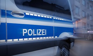 Bei der großangelegten Razzia durchsuchte die Polizei auch Objekte in Herford. - Symbolfoto: Friso Gentsch/dpa