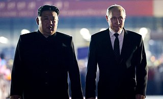 Südkoreas Geheimdienst geht davon aus, dass Nordkorea Truppen in den Ukraine-Krieg entsendet. - Gavriil Grigorov/Pool Sputnik Kremlin/AP/dpa