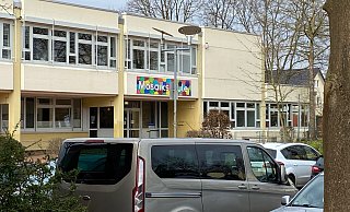 Beim Lichterfest an der Mosaikschule in Gütersloh ist es am Donnerstag zu Vorfällen gekommen, die einen Polizeieinsatz nach sich gezogen haben. - Christian Bröder