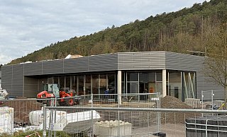 Die Bauarbeiten am Aldi-Markt an der Pfennigbreite im Höxter schreiten voran. Noch in diesem Jahr sollen Kundinnen und Kunden dort wieder einkaufen können. - Nicole Fischer