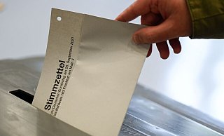 Im nächsten Jahr wird ein neuer Bundestag gewählt - die Frage ist nur: wann? (Symbolbild) - Arne Dedert/dpa