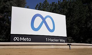 Das Logo von Meta: Der Konzern geht gegen russische und chinesische Kamagnen mit Falschinformationen vor. - Tony Avelar/AP/dpa