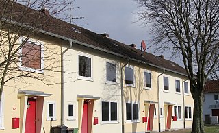 Häuser der ehemaligen britischen Soldaten: An der Eichholzstraße in Hunnebrock befinden sich viele leerstehende Wohnungen. - Carolin Nieder-Entgelmeier