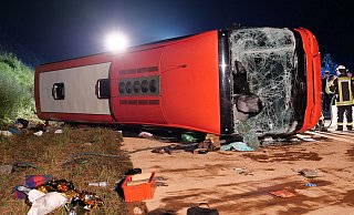 Bei einem Busunfall auf der A44 in Höhe Meerhof und Blankenrode wurden alle Insassen verletzt. - Ralph Meyer
