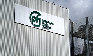 Seit Jahresanfang heißt der Lebensmittelkonzern nicht mehr Tönnies, wie es in der gefälschten Instagram-Anzeige steht, sondern Premium Food Group. Das ist ein Merkmal, an dem der Betrugsversuch erkennbar ist. - Andreas Frücht