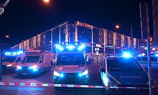 Großeinsatz auf dem Magdeburger Weihnachtsmarkt. - Heiko Rebsch/dpa