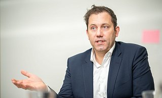 SPD-Chef Lars Klingbeil will den Fokus der Ampel auf die arbeitende Bevölkerung richten. - Michael Kappeler/dpa