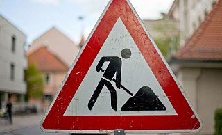 Ursprünglich sollte die Brücke schon Ende November vergangenen Jahres wieder frei sein. - Symbolfoto/picture alliance