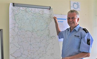 Norbert Lammers, Leiter der Direktion Verkehr bei der Kreispolizeibehörde Höxter, geht in den Ruhestand. - Simone Flörke