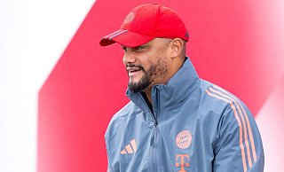 Das Team von Trainer Vincent Kompany eilt von Sieg zu Sieg. (Archivfoto) - Sven Hoppe/dpa