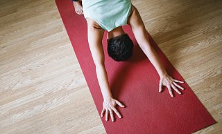 Individualsport: Zum Beispiel Golfen, Yoga und Pilates oder das Laufen im Freien sind derzeit erlaubt - Pixabay (Symbolbild)