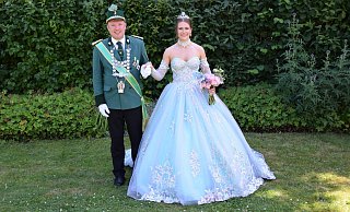 Das Lichtenauer Königspaar Patrick Berlage und Rike Leifeld. - Anja Ebner