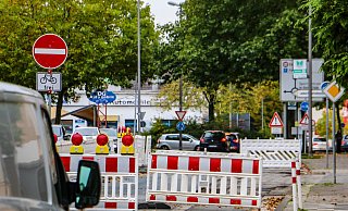 Was dieses Schild, das an der Engerstraße in Herford gleich in zweifacher Ausführung steht, bedeutet, sollten Verkehrsteilnehmer eigentlich wissen. - Daniel Salmon