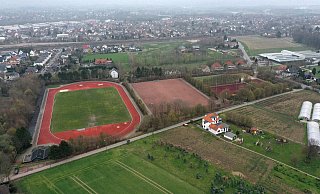 Für die Neugestaltung der Sportanlagen am Schulzentrum Süd gibt es drei Millionen Euro an Fördermitteln. - Jürgen Krüger
