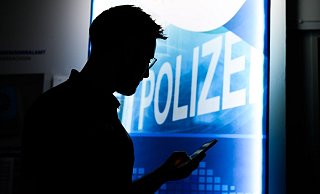 Die Befugnisse der Sicherheitsbehörden in den einzelnen Bundesländern sind sehr unterschiedlich. (Symbolbild) - Julian Stratenschulte/dpa