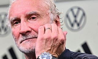 Rudi Völlers Aushilfstätigkeit als Teamchef der Fußball-Nationalmannschaft soll eine einmalige Sache bleiben. - David Inderlied/dpa