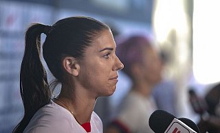 Äußerte scharfe Kritik am spanischen Fußball-Verbandspräsidenten Luis Rubiales: Alex Morgan. - Javier Rojas/Pi/Prensa Internacional via ZUMA/dpa