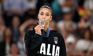 Die Italienerin Sofia Raffaeli gewann bei den Olympischen Spielen 2024 Bronze. - Sina Schuldt/dpa