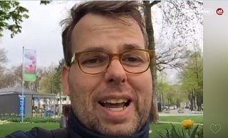 Nimmt sie mit auf die Landesgartenschau: nw.de-Reporter Jens Reddeker. - Screenshot: Periscope.tv