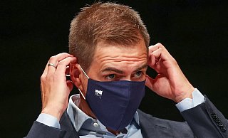 Sieht Deutschland als einen Favoriten auf den EM-Sieg: Philipp Lahm. - Foto: Christian Charisius/dpa