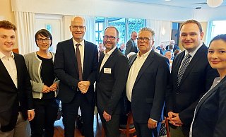 50 Jahre CDU-Gemeindeverband feiern Noel Schuppenat, Katharina Hartwig, Ralph Brinkhaus (Vorsitzender der CDU-Fraktion im Bundestag), Jörg Düning-Gast, Bürgermeister Ulrich Rolfsmeier, Dr. Tim Ostermann  und Colette Pöppel-Stadelmann. - Ulrich Finkemeyer