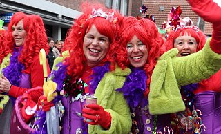 In Rheda-Wiedenbrück und Rietberg wurde am Rosenmontag nochmal ordentlich Karneval gefeiert. - Marion Pokorra-Brockschmidt
