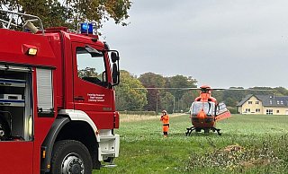 Der Rettungshubschrauber bringt die Frau aus dem Kreis Gütersloh nach Dortmund in eine Spezialklinik. - Tasja Klusmeyer
