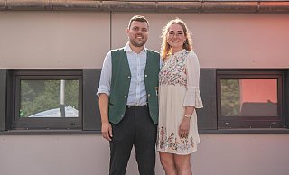 Markus Amedick und Carolin Schreckenberg sind das neue Königspaar in Dahl. - St.-Hubertus-Schützenbruderschaft Dahl