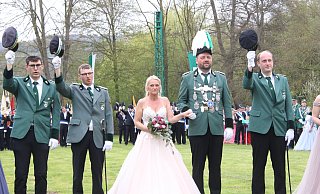 Das Scherfeder Königspaar Jens Winter und Gisela Rodewald steht im Mittelpunkt des diesjährigen Stadtschützenfests. - Burkhard Battran