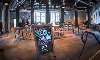 Auch in Bünde, Kirchlengern und Rödinghausen gilt die Sperrstunde ab 23 Uhr. - (Symbolbild): Sarah Jonek