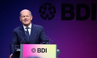 Bundeskanzler Olaf Scholz (SPD) spricht beim Tag der deutschen Industrie 2024 des Bundesverbandes der Deutschen Industrie (BDI). - Bernd von Jutrczenka/dpa