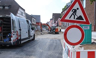 Der letzte Bauabschnitt des barrierefreien Stadtumbaus in der Straße Am Thy. - Burkhard Battran