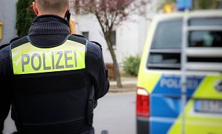 In Paderborn locken bisher unbekannte Täter mindestens drei Männer über Dating-Plattformen in eine Falle. Die Polizei bittet um Hinweise. - Jonas-Augustin/Pixabay