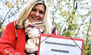 Kathrin Klocke wirbt #fürmehrmenschlichkeit. - Thomas Lieske