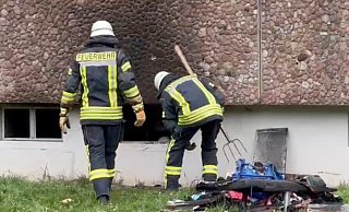 Eine Forke für die Feuerwehrleute. - Paul Brinkmann