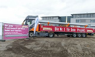 Auf der 40.000 Quadratmeter großen Fläche an der Wilfried-Finke-Allee in direkter Nachbarschaft zum Möbelhaus Höffner und der Benteler Arena entsteht der Hornbach-Baumarkt. - Lena Henning