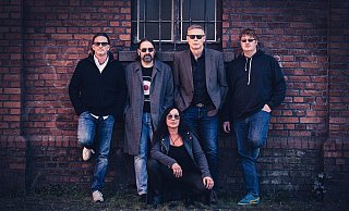 Jac.b ist eine der Bands und spielt im Stadtkind. - Jac.b