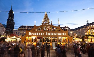 Achtung, Tasche gut festhalten: Wird sie auf dem Weihnachtsmarkt gestohlen, zahlt die Versicherung häufig nicht. - Sebastian Kahnert/dpa/dpa-tmn