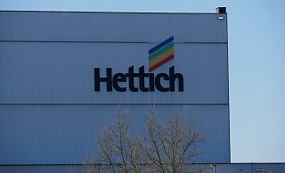 Die Hettich Unternehmensgruppe hat für das Jahr 2024 ein Umsatzplus von 12 Prozent erzielt. - Jemima Wittig Die Hettich Unternehmensgruppe hat für das Jahr 2024 ein Umsatzplus von 12 Prozent erzielt. - Jemima Wittig