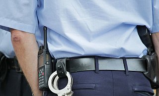 Bei der Überprüfung möglicher Diebe kam es zu einer Auseinandersetzung. - pixabay