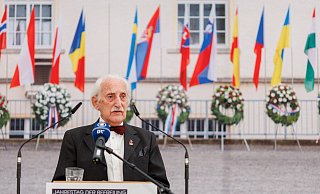 Leon Weintraub hat den Holocaust überlebt und ist nun einer der Unterzeichner eines offenen Briefes vor der Europawahl. - Daniel Karmann/dpa