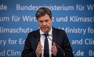 «Selbverständlich findet sehr viel der Umsetzung auf Länder- oder kommunaler Ebene statt», sagte Bundeswirtschaftsminister Robert Habeck. - Michael Kappeler/dpa