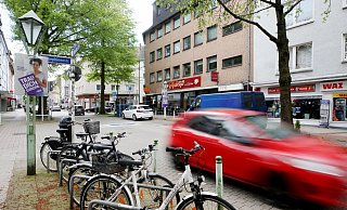 Der Grünen-Bundestagsabgeordnete Gehring und sein Parteikollege Fliß waren nach eigenen Angaben in Essen nach einer Parteiveranstaltung attackiert worden. - Roland Weihrauch/dpa