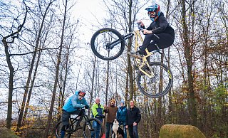 Der Bike-Park am Monte Scherbelino in Bielefeld wird gut angenommen. Das erhoffen sich die Verantwortlichen auch für Herford. - jonek.fotografie.de